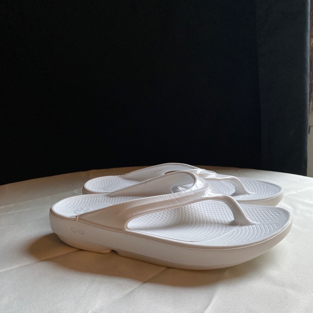 Oofos white sandals